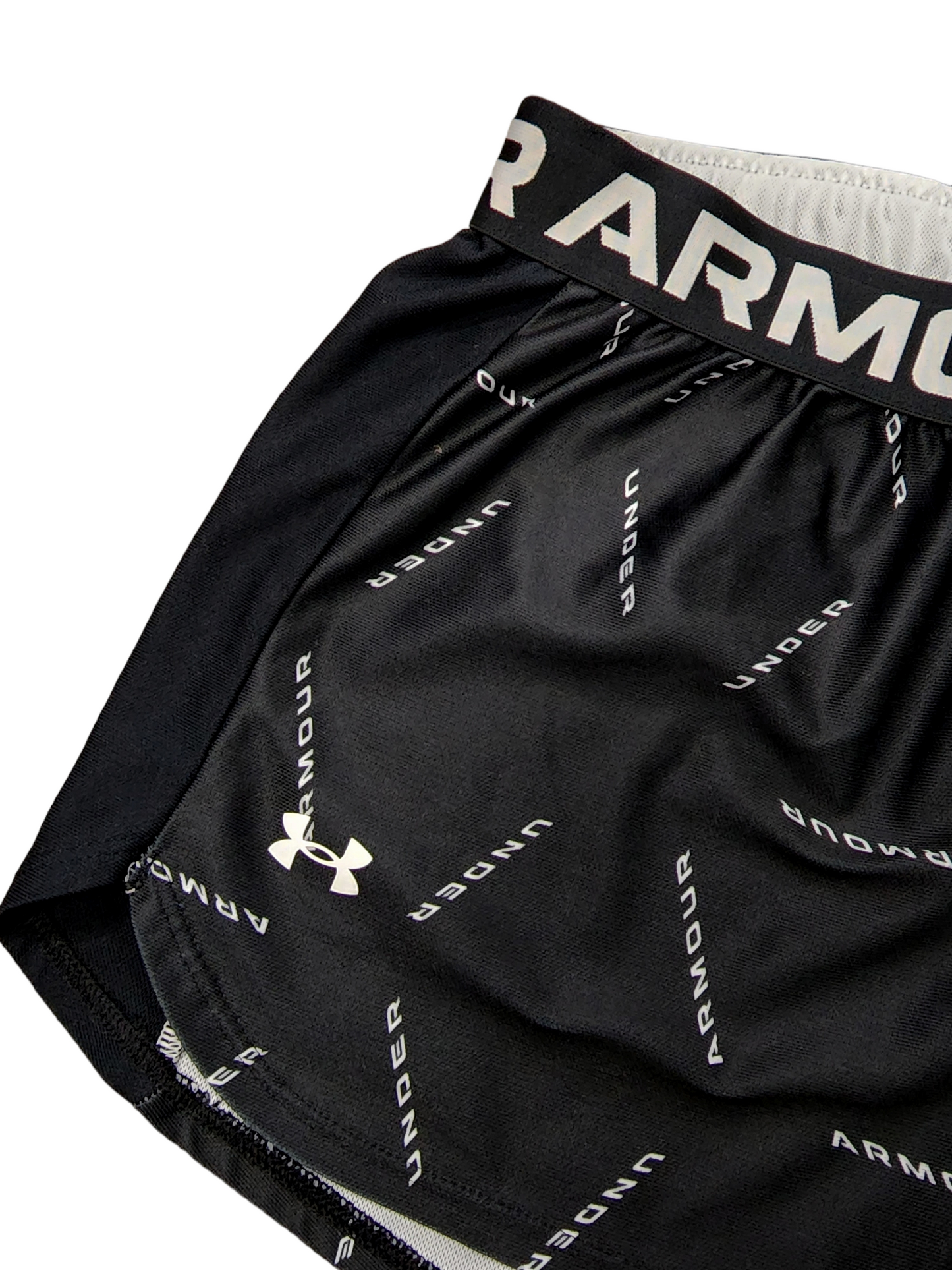 S Short UNDER ARMOUR