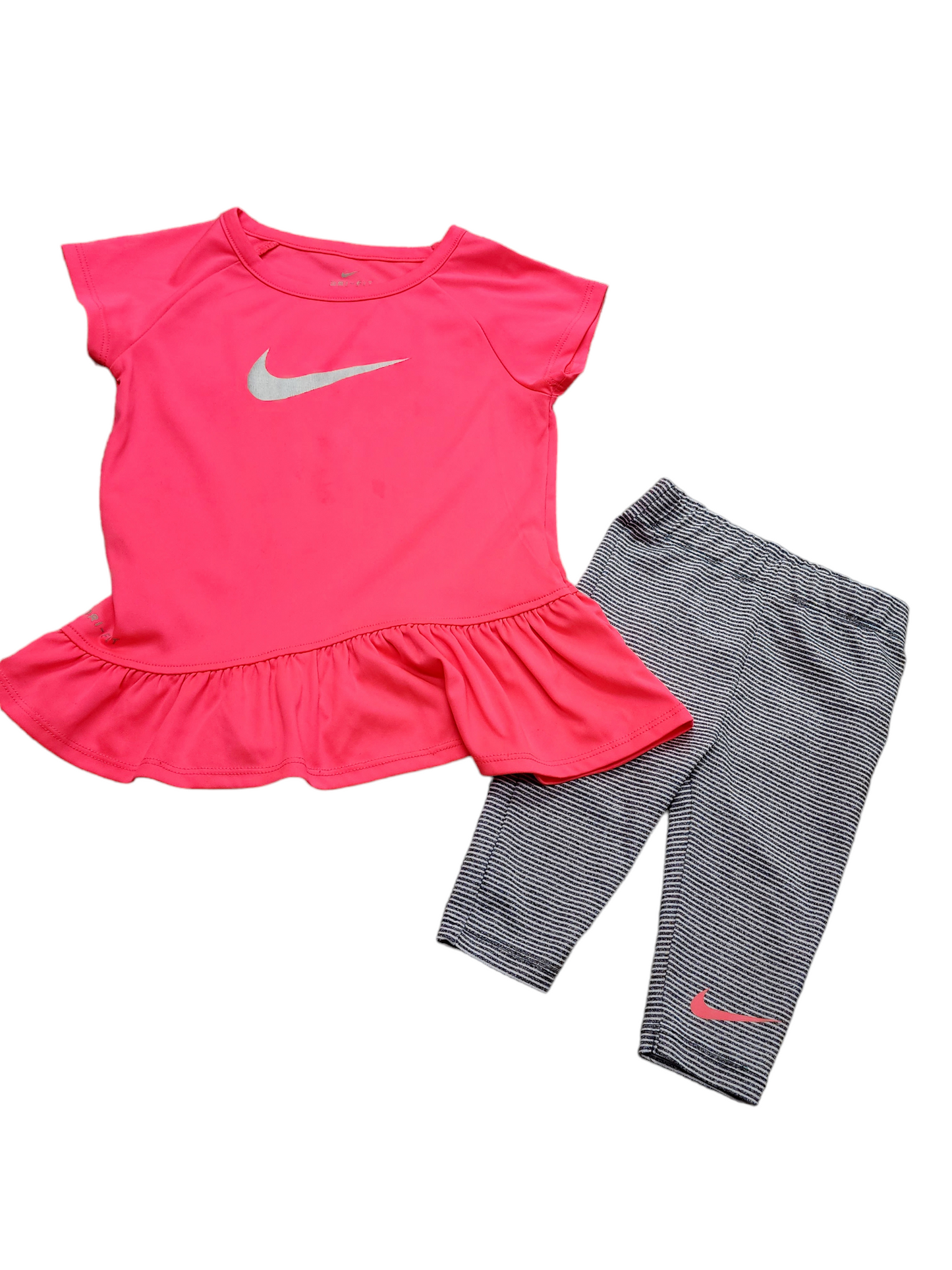 24m Ensemble NIKE *imparfait